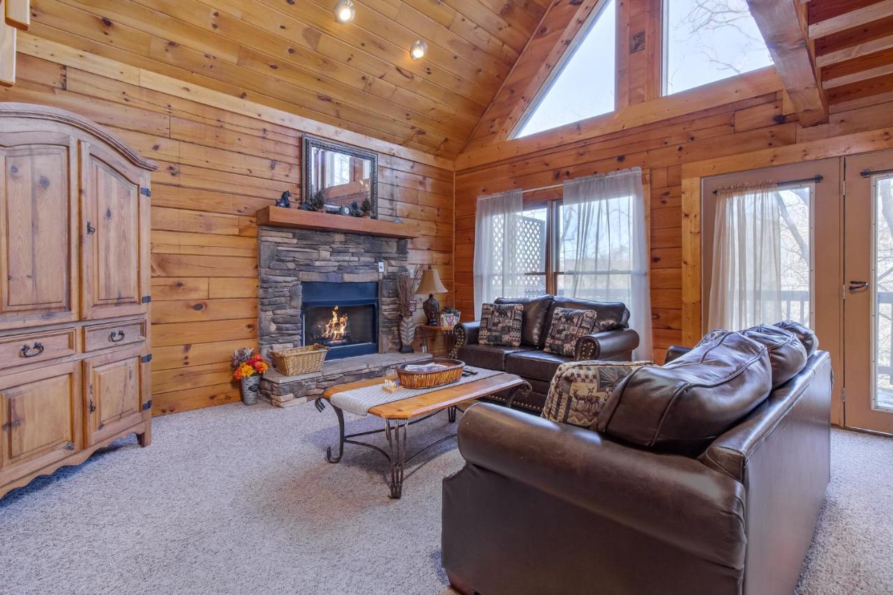 Wildwood Cove, 2 Bedrooms, Fireplace, Wifi, Jetted Tub, Hot Tub, Sleeps 6 Sevierville Bagian luar foto